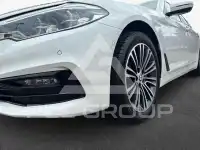 2019 BMW 530