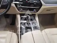 2019 BMW 530