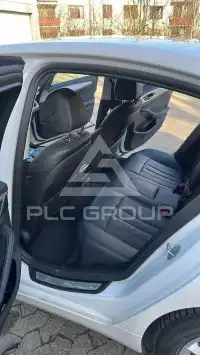 2019 BMW 530