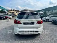 2019 BMW 218