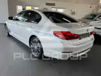 2019 BMW 525
