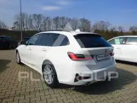 2019 BMW 320