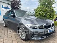 2019 BMW 330