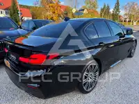 2019 BMW 520