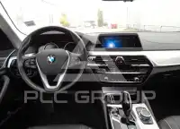 2019 BMW 520