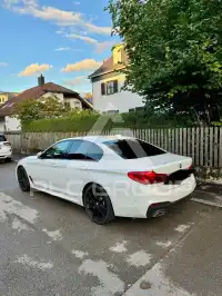 2019 BMW 520