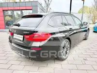 2019 BMW 520