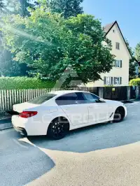 2019 BMW 520