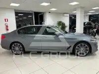2019 BMW 520