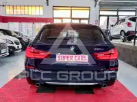 2019 BMW 520