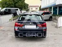 2019 BMW 520