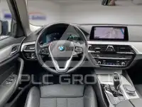 2019 BMW 520