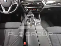 2019 BMW 520