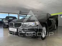2019 BMW 520