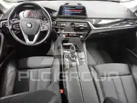 2019 BMW 520