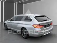 2019 BMW 520