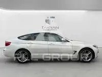 2019 BMW 318