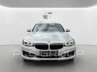 2019 BMW 318