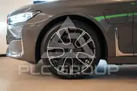 2019 BMW 745