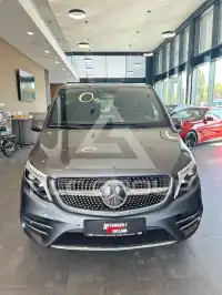 2019 Mercedes Benz E 300