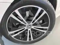 2019 Mercedes Benz E 200