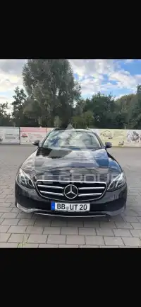 2019 Mercedes Benz E 220