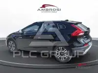 2019 Volvo V40