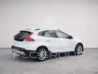 2019 Volvo V40