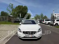 2019 Volvo V40