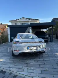 2019 Porsche Cayman