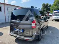 2019 Ford Tourneo