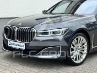 2020 BMW 750