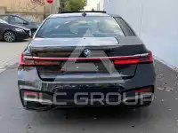 2020 BMW 750