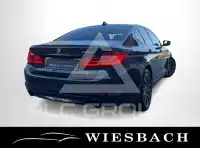 2020 BMW 530