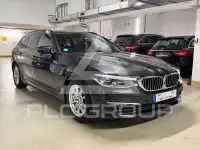 2020 BMW 530