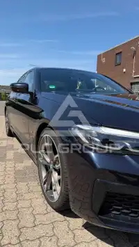 2020 BMW 530