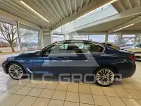2020 BMW 530
