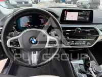 2020 BMW 530