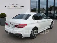 2020 BMW 530