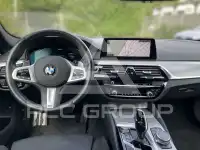 2020 BMW 530