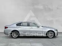 2020 BMW 530