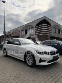 2020 BMW 320