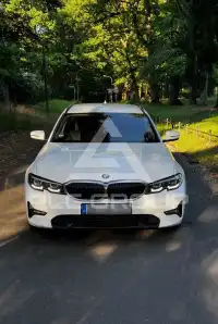 2020 BMW 320