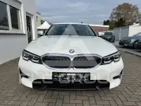 2020 BMW 320