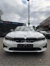 2020 BMW 320
