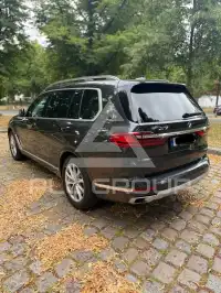 2020 BMW X7