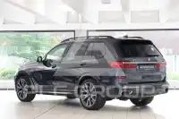 2020 BMW X7