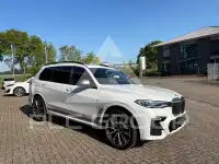 2020 BMW X7