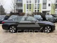 2020 BMW 520