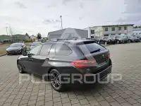 2020 BMW 520